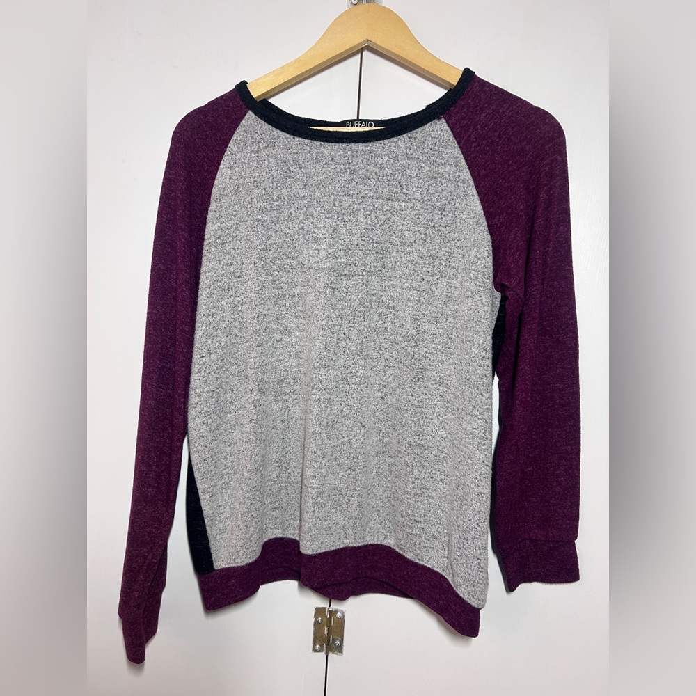 Buffalo David Bitton Black and Gray Knit Top